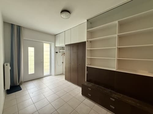 Großzügige 4 Zimmer Wohnung in zentraler Lage